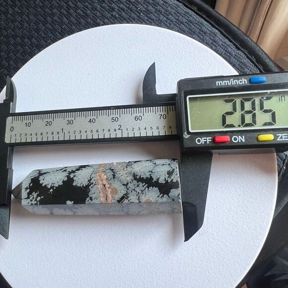 Snowflake Obsidian Crystal Tower (#10)‎ - Picture 7 of 8